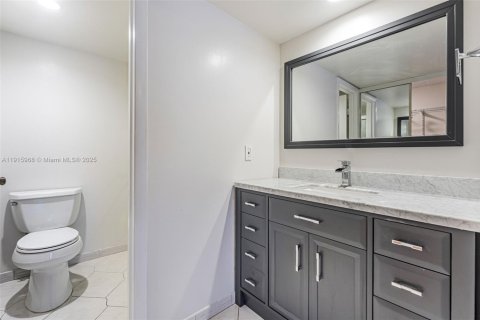Condominio en venta en Davie, Florida, 2 dormitorios, 128.67 m2 № 1971993 - foto 9