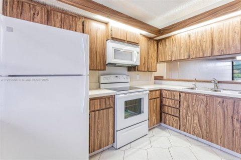 Condominio en venta en Davie, Florida, 2 dormitorios, 128.67 m2 № 1971993 - foto 15