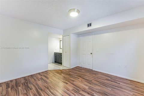 Condominio en venta en Davie, Florida, 2 dormitorios, 128.67 m2 № 1971993 - foto 23