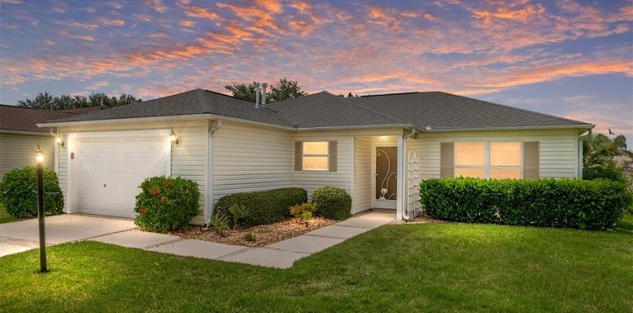 Casa en The Villages, Florida 3 dormitorios, 117.52 m2 № 1838881