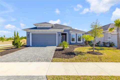 House in Daytona Beach, Florida 4 bedrooms, 186.08 sq.m. № 2118328