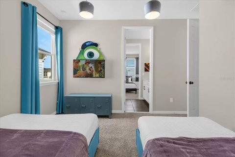 Casa en venta en Kissimmee, Florida, 9 dormitorios, 405.33 m2 № 1908666 - foto 18