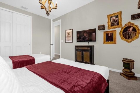 Casa en venta en Kissimmee, Florida, 9 dormitorios, 405.33 m2 № 1908666 - foto 16