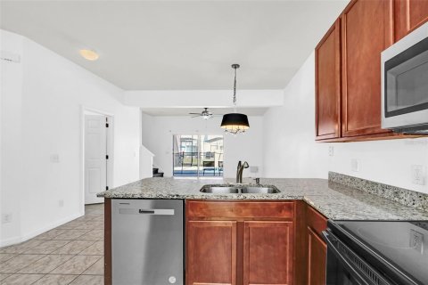 Adosado en alquiler en Kissimmee, Florida, 3 dormitorios, 120.31 m2 № 1760310 - foto 9