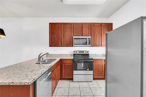 Adosado en alquiler en Kissimmee, Florida, 3 dormitorios, 120.31 m2 № 1760310 - foto 8