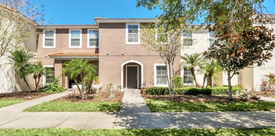 Adosado en Kissimmee, Florida 3 dormitorios, 120.31 m2 № 1760310