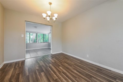 Villa ou maison à louer à Orlando, Floride: 3 chambres, 115.2 m2 № 1842040 - photo 9