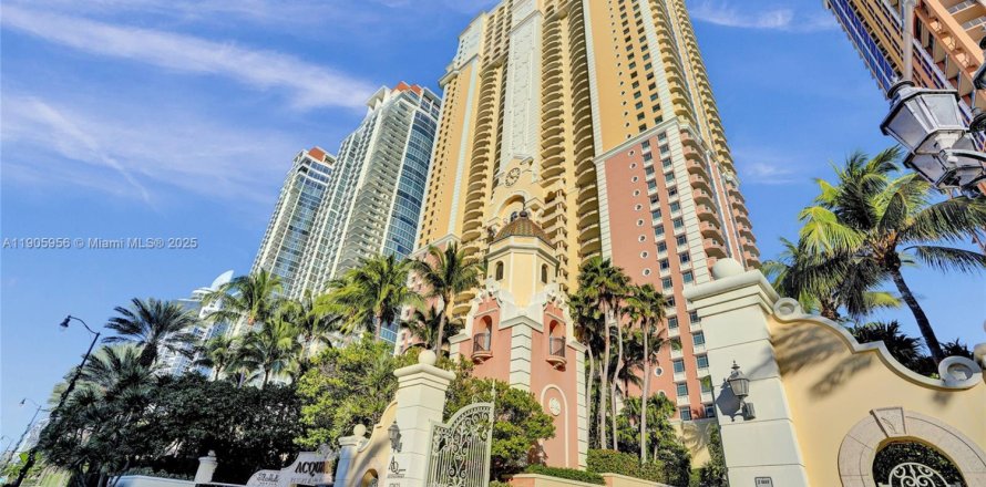 Кондоминиум с 3 спальнями в Санни-Айлс-Бич, Флорида № 1957284