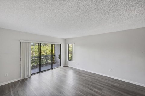 Condominio en venta en Palm City, Florida, 1 dormitorio, 77.11 m2 № 2078293 - foto 4