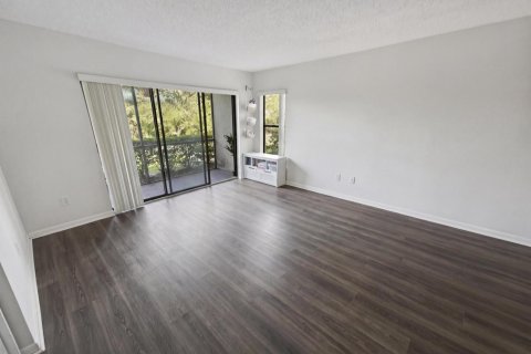 Condominio en venta en Palm City, Florida, 1 dormitorio, 77.11 m2 № 2078293 - foto 5