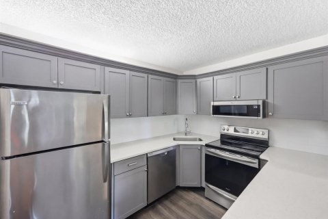 Condominio en venta en Palm City, Florida, 1 dormitorio, 77.11 m2 № 2078293 - foto 9