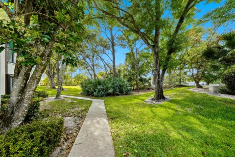 Condominio en venta en Palm City, Florida, 1 dormitorio, 77.11 m2 № 2078293 - foto 25