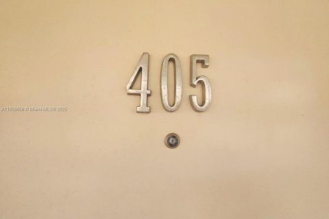 Condominio en venta en Plantation, Florida, 1 dormitorio, 87.33 m2 № 1888003 - foto 5
