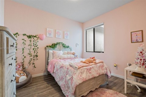 Townhouse in Homestead, Florida 4 bedrooms, 183.95 sq.m. № 2060390 - photo 27