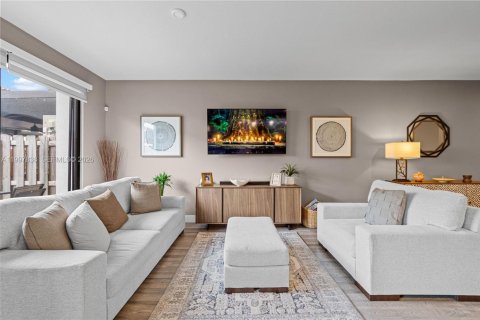 Townhouse in Homestead, Florida 4 bedrooms, 183.95 sq.m. № 2060390 - photo 7