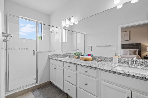 Townhouse in Homestead, Florida 4 bedrooms, 183.95 sq.m. № 2060390 - photo 22