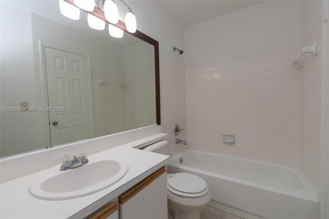 Снять в аренду кондоминиум в Хайалиа, Флорида 1 спальня, 72.65м2, № 2065097 - фото 18