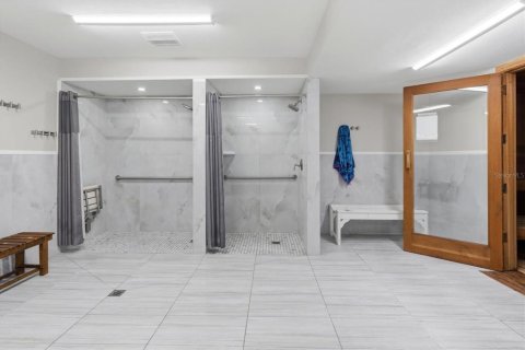 Condo in Saint Petersburg, Florida, 2 bedrooms № 2106561 - photo 28