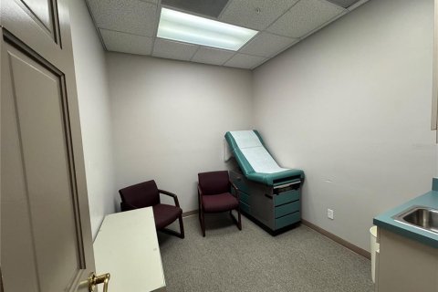 Immobilier commercial à louer à Venice, Floride: 99.03 m2 № 2388527 - photo 8