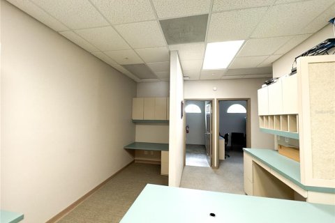 Immobilier commercial à louer à Venice, Floride: 99.03 m2 № 2388527 - photo 10