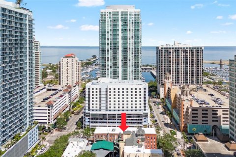 Condominio en alquiler en Saint Petersburg, Florida, 2 dormitorios, 102.19 m2 № 1820463 - foto 23
