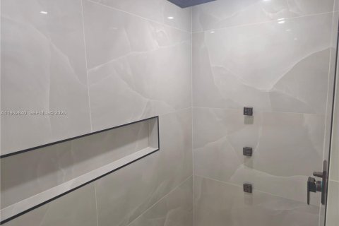 Villa ou maison à louer à Homestead, Floride: 1 chambre № 2024160 - photo 8