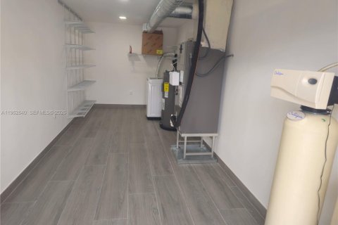 Villa ou maison à louer à Homestead, Floride: 1 chambre № 2024160 - photo 9