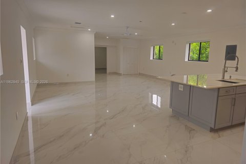 Villa ou maison à louer à Homestead, Floride: 1 chambre № 2024160 - photo 5