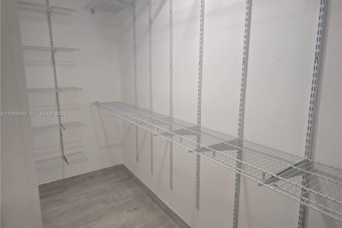 Villa ou maison à louer à Homestead, Floride: 1 chambre № 2024160 - photo 10