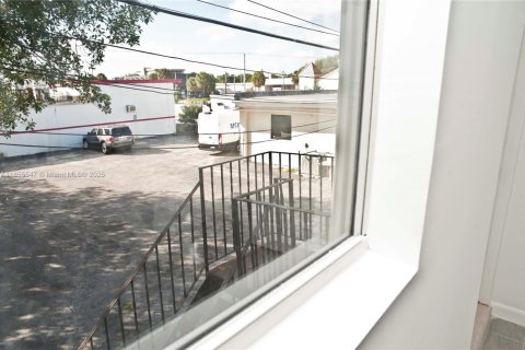 Casa en alquiler en Hollywood, Florida, 2 dormitorios, 60.39 m2 № 1877877 - foto 10