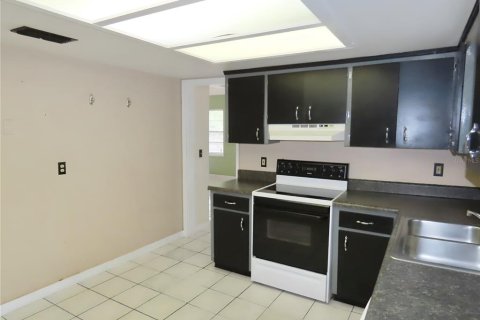 Villa ou maison à vendre à Pinellas Park, Floride: 3 chambres, 171.68 m2 № 1760324 - photo 7