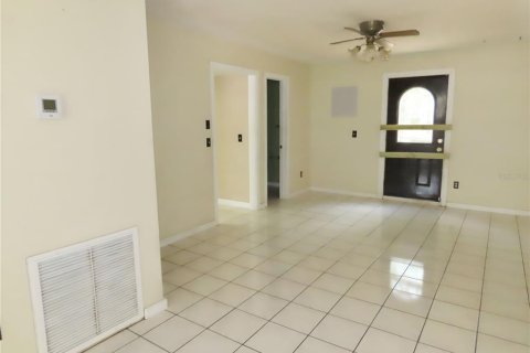 Villa ou maison à vendre à Pinellas Park, Floride: 3 chambres, 171.68 m2 № 1760324 - photo 12