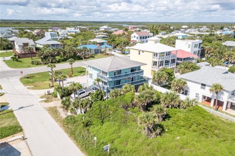 Duplex in New Smyrna Beach, Florida 5 bedrooms, 361.2 sq.m. № 1325143 - photo 4