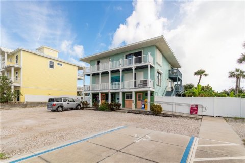 Duplex in New Smyrna Beach, Florida 5 bedrooms, 361.2 sq.m. № 1325143 - photo 18