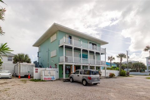 Duplex in New Smyrna Beach, Florida 5 bedrooms, 361.2 sq.m. № 1325143 - photo 19