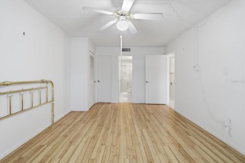 Condo in Inverness, Florida, 2 bedrooms № 2094406 - photo 30