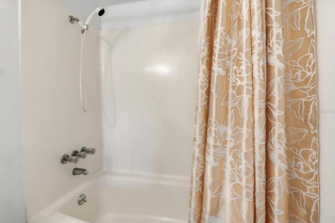 Condo in Inverness, Florida, 2 bedrooms № 2094406 - photo 28