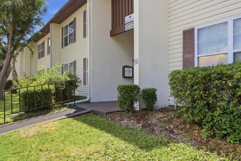 Condo in Inverness, Florida, 2 bedrooms № 2094406 - photo 5