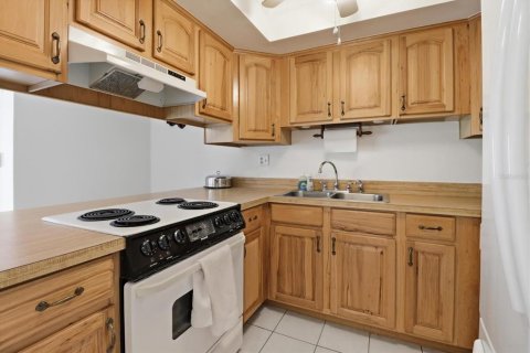 Condo in Inverness, Florida, 2 bedrooms № 2094406 - photo 21