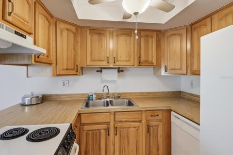 Condo in Inverness, Florida, 2 bedrooms № 2094406 - photo 23