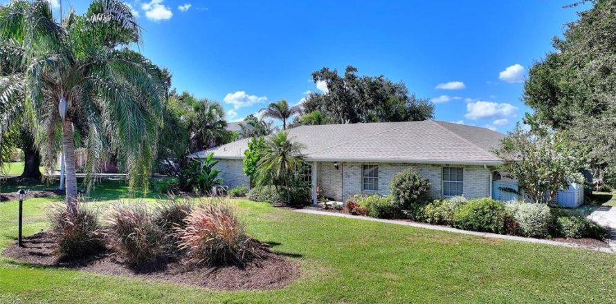 Villa ou maison à Winter Haven, Floride 3 chambres, 195.75 m2 № 2428718