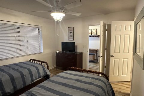Condo in New Smyrna Beach, Florida, 2 bedrooms  № 1392738 - photo 8