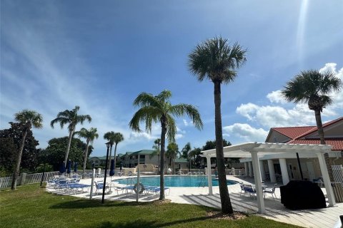Condo in New Smyrna Beach, Florida, 2 bedrooms  № 1392738 - photo 30