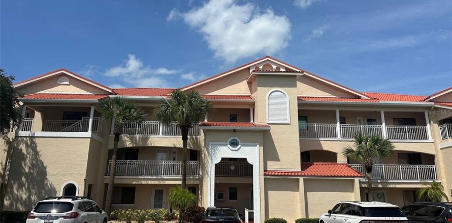 Condo à New Smyrna Beach, Floride, 2 chambres № 1392738
