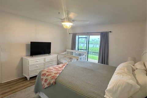 Condo in New Smyrna Beach, Florida, 2 bedrooms  № 1392738 - photo 20
