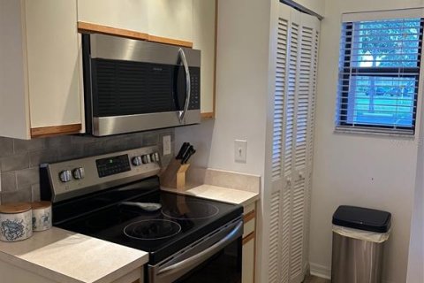Condo in New Smyrna Beach, Florida, 2 bedrooms  № 1392738 - photo 15