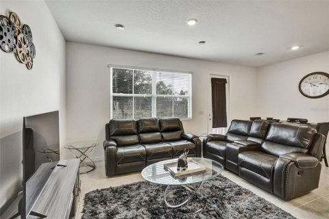 Touwnhouse à vendre à Davenport, Floride: 3 chambres, 150.69 m2 № 1825258 - photo 5