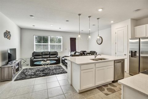 Touwnhouse à vendre à Davenport, Floride: 3 chambres, 150.69 m2 № 1825258 - photo 2