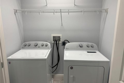 Adosado en alquiler en Orlando, Florida, 2 dormitorios, 125.05 m2 № 2107124 - foto 8