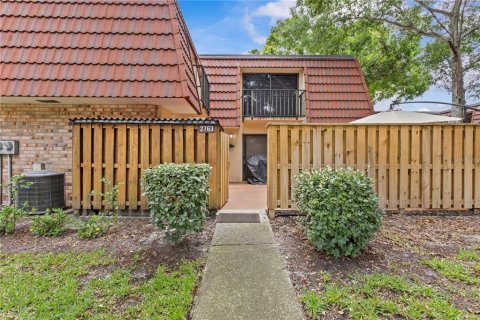Adosado en Palm Harbor, Florida 2 dormitorios, 124.86 m2 № 2107670